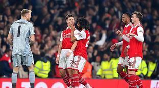 球隊必須倚 球隊必須倚